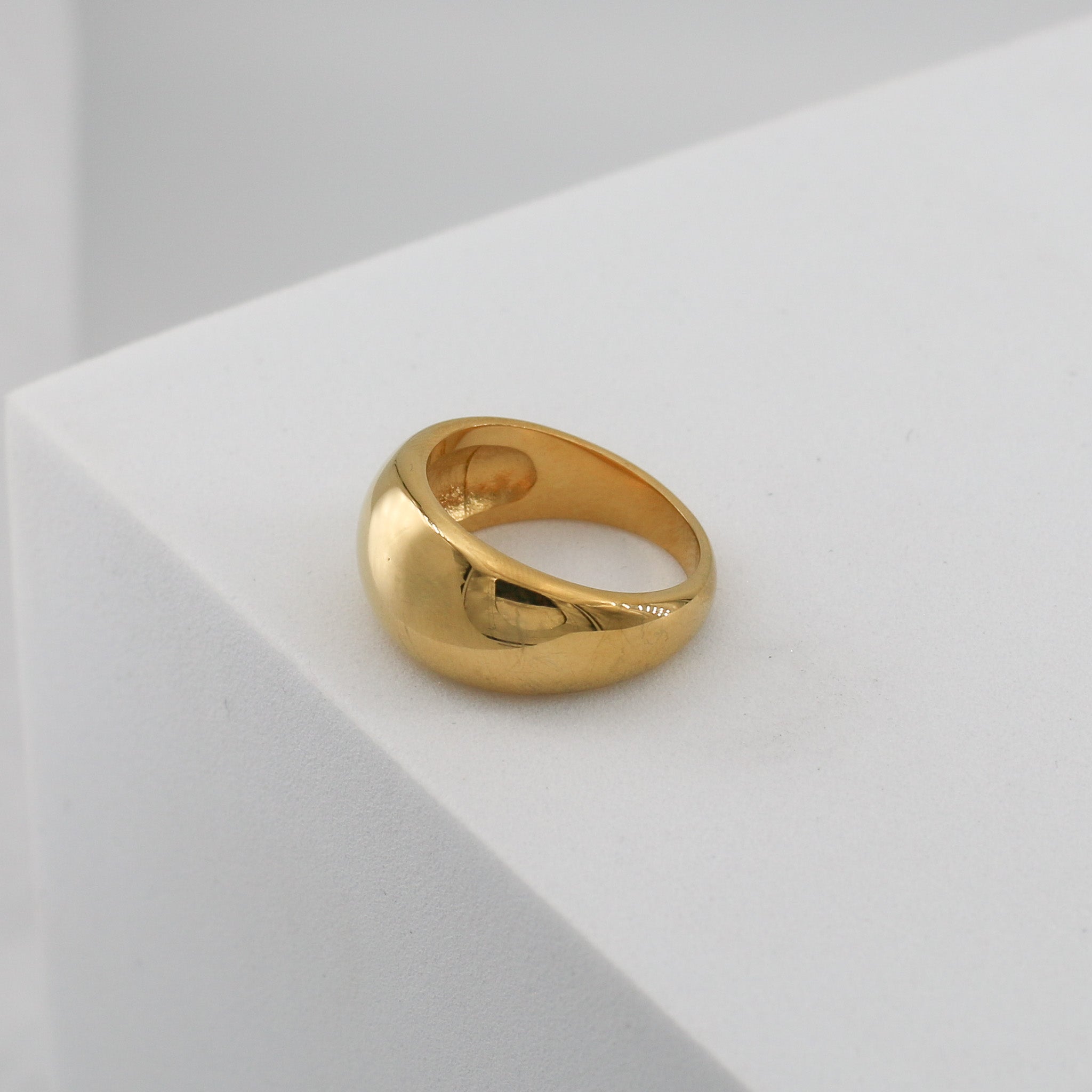 Ring Nika 18k Gold