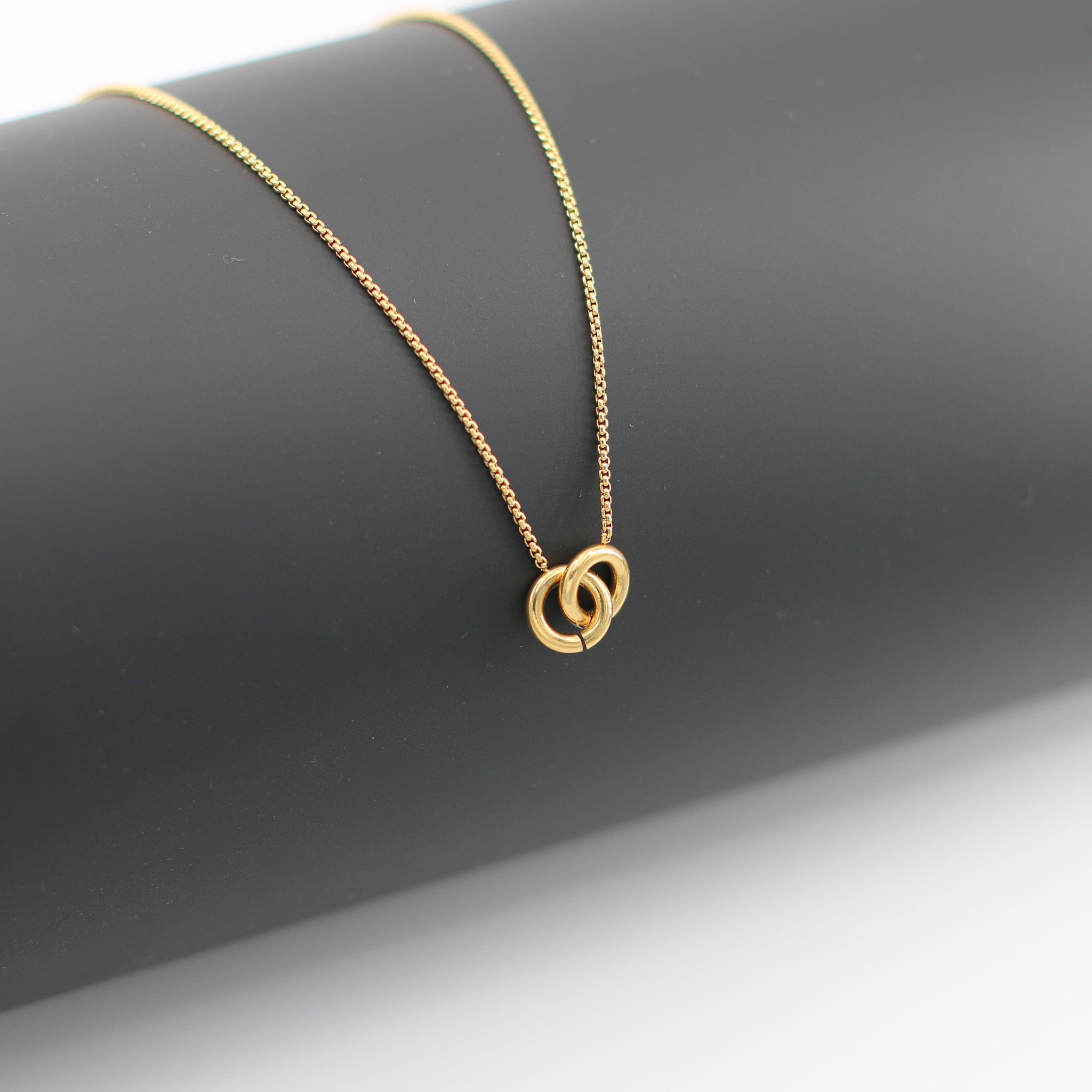 Paul Hewitt, Christian Dior, Forever Kette
